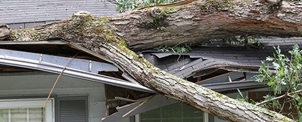 emergency-roofing-services-debris1 emergency roofing debris