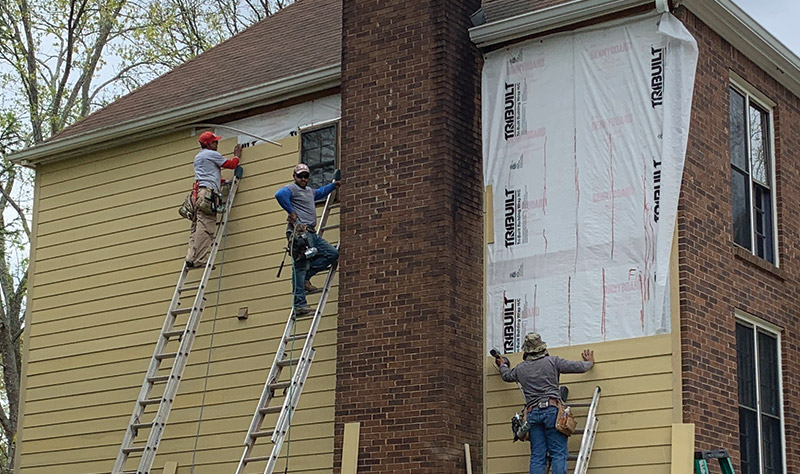 top-siding-contractor siding contractor