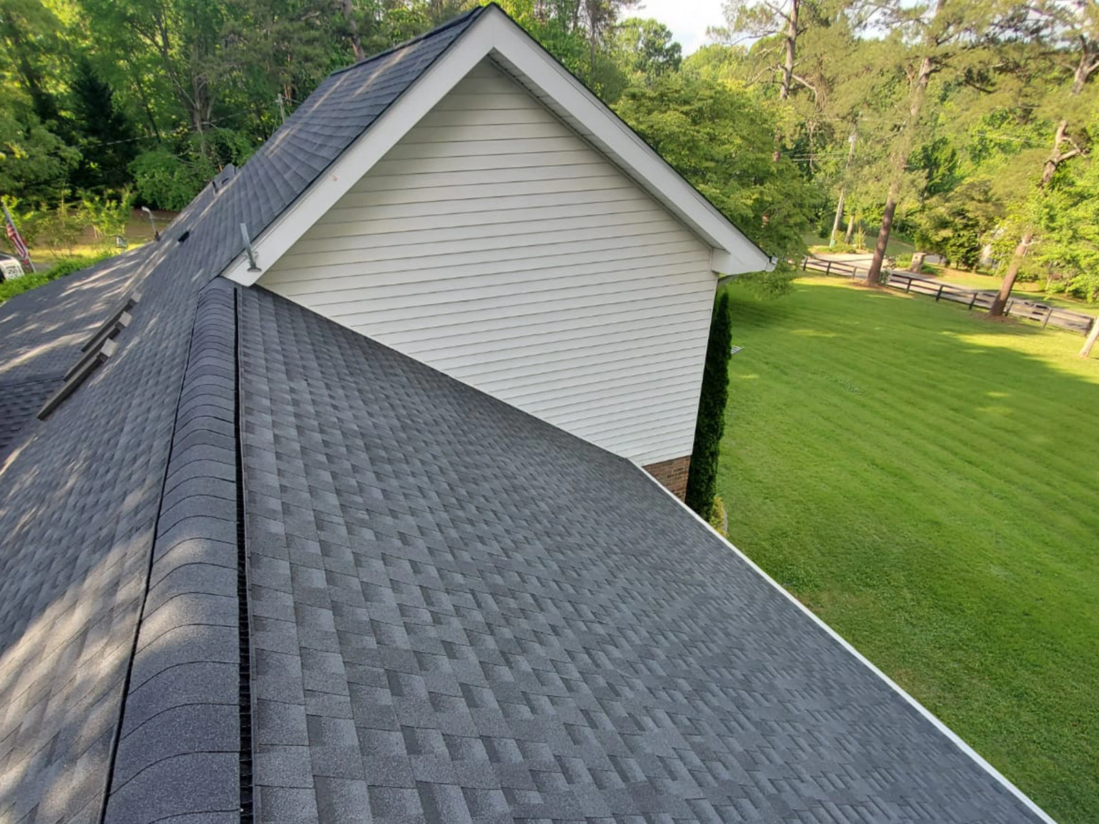 local-roofing-contractor-marietta local roofing contractor in Marietta